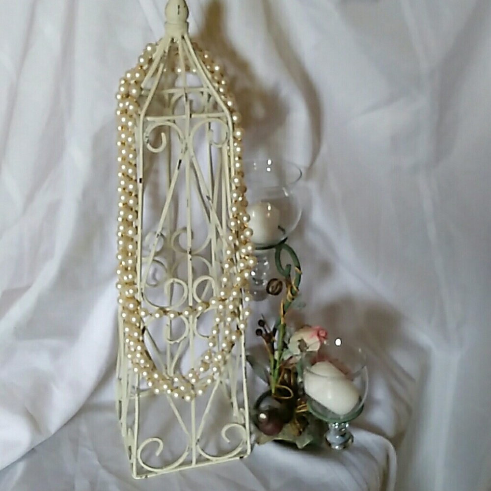 Pearl and gold wrap around faux necklace